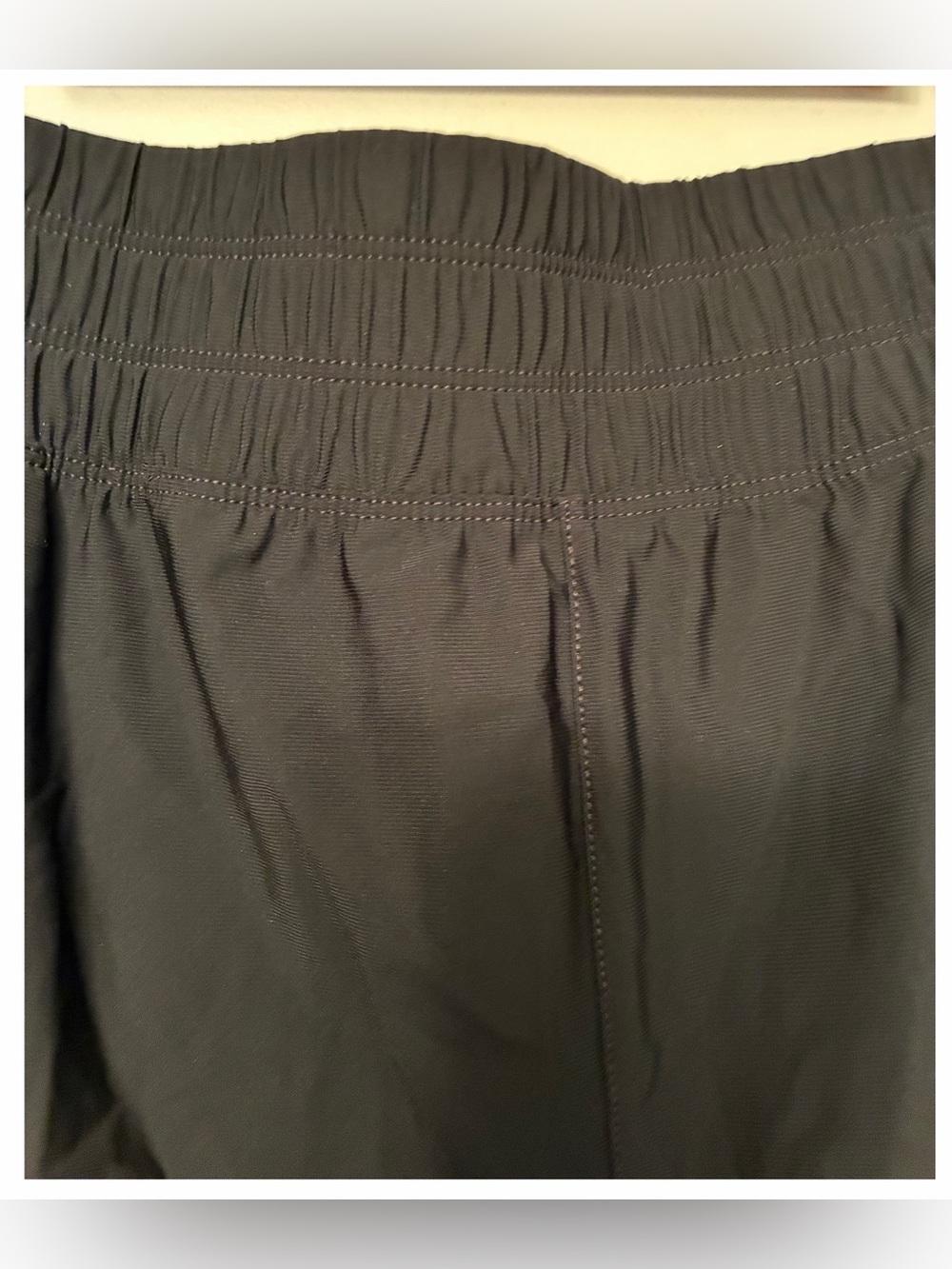 OLD NAVY SleekTech Go-Dry Black Performance Athletic Shorts Sz XL Zip Pocket - Picture 14 of 16